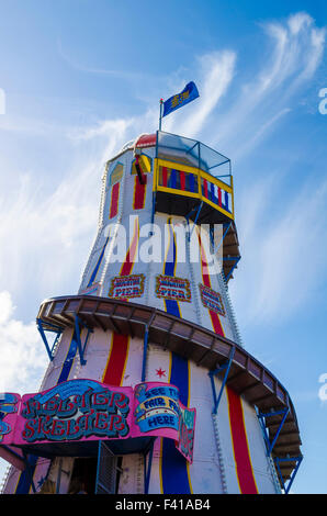 Die Helter Skelter am Pier von Brighton, East Sussex, England. Stockfoto