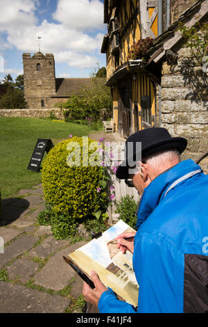 Großbritannien, England, Shropshire, Craven Arms, Stokesay Castle, Künstler Malerei Aquarell der Kirche Stockfoto
