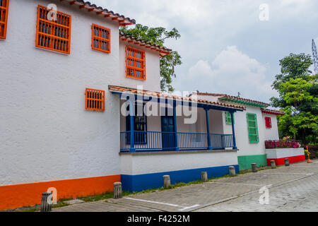 Schöne Pueblito Paisa in Nutibara Hügel, Stadt Medellin, Kolumbien Stockfoto