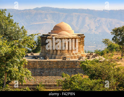 Jain-Tempel in den Kumbhalgarh Fort, Rajasthan, Indien, Asien Stockfoto