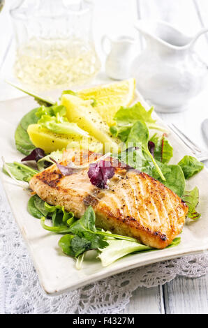 Gegrillter Lachs Stockfoto