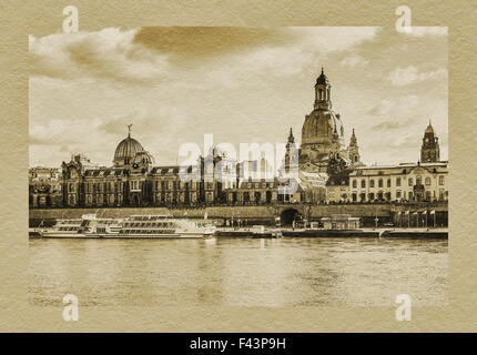 Blick über Elbe River Bruehls Terrasse, Akademie der Künste, Frauenkirche und die Secundogeniture, Dresden, Sachsen, Deutschland, Europa Stockfoto