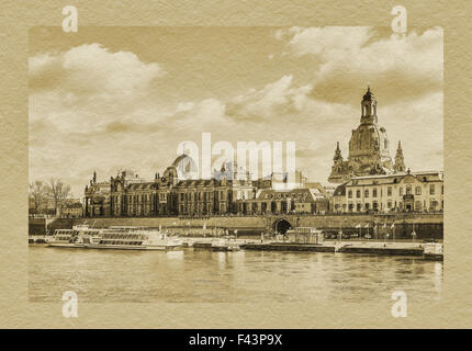 Blick über Elbe River Bruehls Terrasse, Akademie der Künste, Frauenkirche und die Secundogeniture, Dresden, Sachsen, Deutschland, Europa Stockfoto