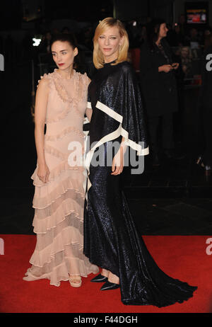 London, UK, UK. 14. Oktober 2015. Rooney Mara und Cate Blanchett besuchen das American Express Gala-Screening von "Carol" während der BFI London Film Festival im Odeon Leciester Square. Bildnachweis: Ferdaus Shamim/ZUMA Draht/Alamy Live-Nachrichten Stockfoto