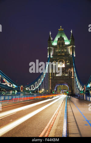 Tower Bridge in London, Großbritannien Stockfoto