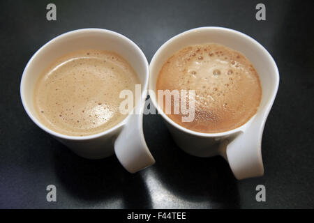 Zwei Tassen Kaffee Stockfoto