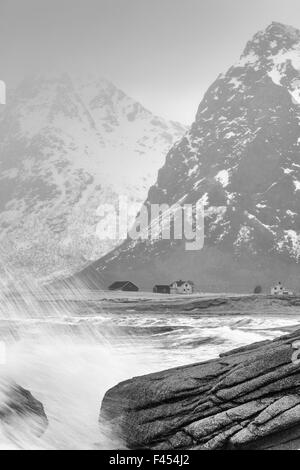 Brecher, Skagsanden, Lofoten, Norwegen Stockfoto