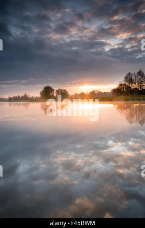 Morgen bin Hunte Fluss Stockfoto