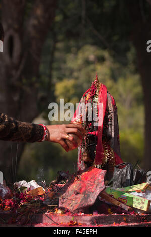 Hindu-Tempel bei Maggy Festival in Bardia, Nepal Stockfoto