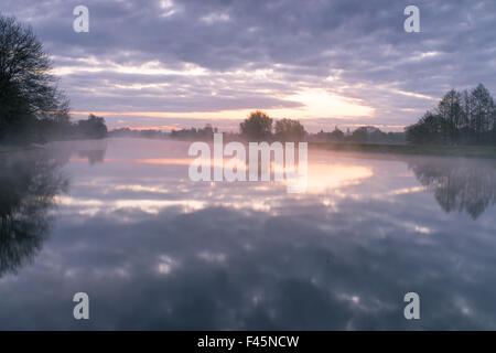 Morgen bin Hunte Fluss Stockfoto