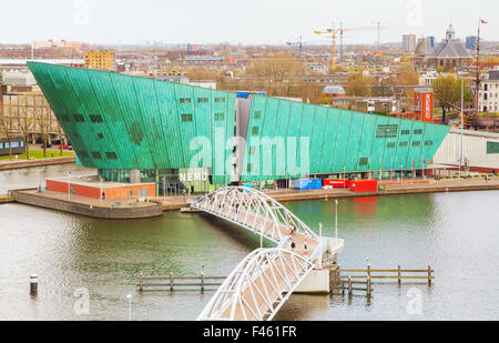 Science Center Nemo Gebäude in Amsterdam Stockfoto
