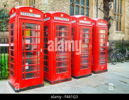 Berühmten roten Telefonzellen in London Stockfoto
