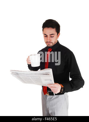 Geschäftsmann Lesung Papier. Stockfoto