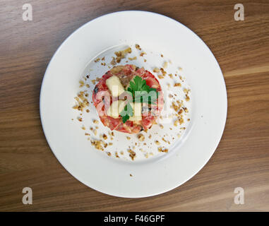 Salat mit Tomaten und Auberginen Stockfoto