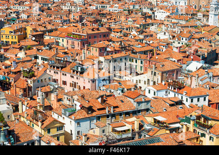 Venedig-Dächer von oben Stockfoto