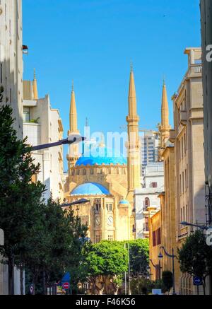 Ein Blick auf die Mohammad Al-Amin Mosque und dem Uhrturm befindet sich in Downtown Beirut im Libanon. Schöne Strukturen in der r Stockfoto