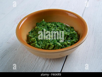 Sarson ka Saag - Gemüsegericht in Punjab Regionen von Indien und Pakistan Stockfoto