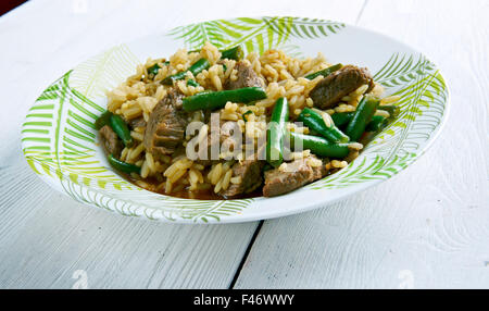 Hokkien gebratener Reis - chinesischer Wok gebratener Reis-Gericht in vielen chinesischen restaurants Stockfoto