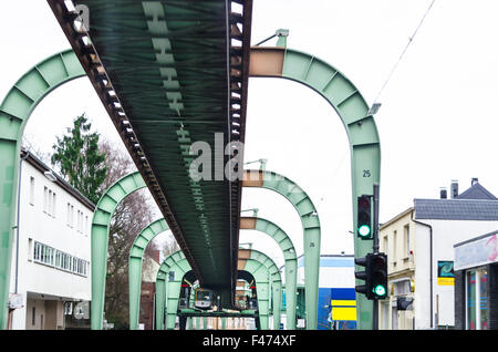 Wuppertaler Schwebebahn Stockfoto