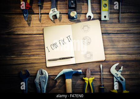 Ich kann es gegen Blaupause beheben. Stockfoto