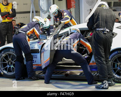 Aston Martin Vantage V8 (#98) mit Fahrer Paul Dalla Lana (CAN), Pedro Lamy (PRT), Mathias Lauda (AUT) Stockfoto