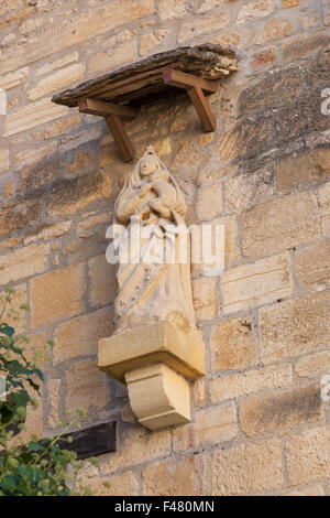 Jungfrau und das Kind der Kathedrale Saint Sacerdos, in Sarlat la Caneda (Dordogne - Frankreich). La Vierge À L'enfant Stockfoto