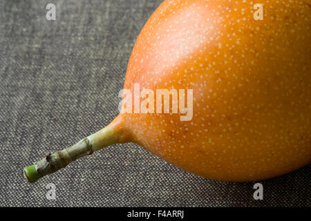 Granadilla - Passionsfrucht Stockfoto