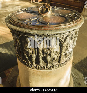 Norman Font Dorchester Abbey Oxfordshire UK Stockfoto