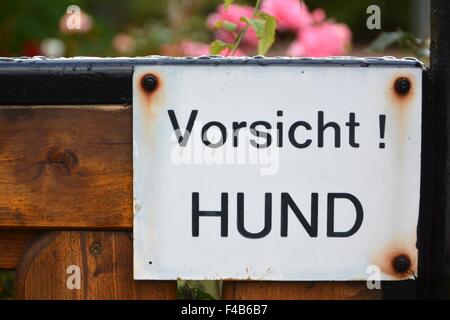 Beware of Dog Stockfoto