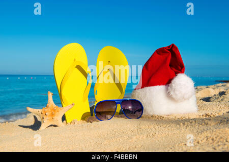 Lustige neue Jahr Urlaub am Meer. Weihnachten Reisen in tropische Länder Stockfoto