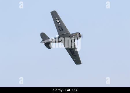 North American AT-6D-NT Texaner G-KAMY/285068 fliegt auf Old Warden Flugplatz im Oktober 2015 Stockfoto