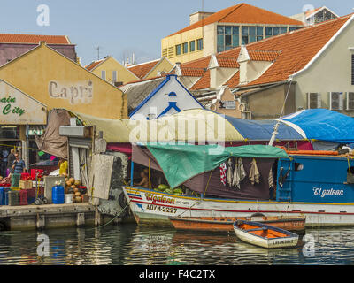 Rückseite des schwimmenden Markt Willemstad Curacao Stockfoto