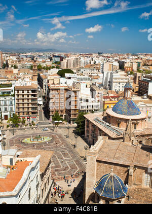 Plaza De La Virgen, angesehen vom Glockenturm Miguelete, Valencia, Spanien. Stockfoto