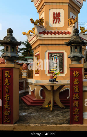 Begräbnisstätte. Tempel in Vinh Long. Vietnam, Indochina, Süd-Ost-Asien. Orient. Asien. Stockfoto