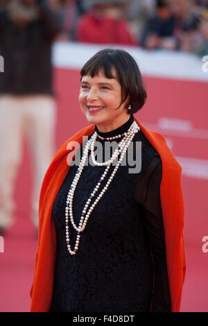 Rom, Italien. 16. Oktober 2015. Isabella Rossellini auf dem roten Teppich bei der 10. Filmfestival in Rom Stockfoto