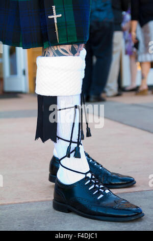 Traditionelle schottische Hochzeit Kleidung von einem Kilt durch den Bräutigam getragen. Stockfoto