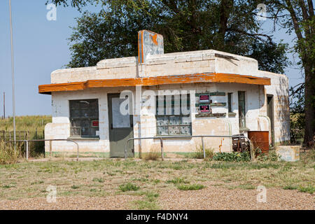 Die Moderne Kunst Stil wenig Juarez Cafe auf Route 66 in Glenrio, Texas. wurde gebaut 1952 und blieb bis 1975 eröffnet. Stockfoto