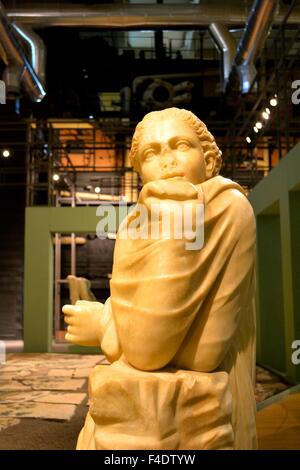 Statue im Museo Centrale Montemartini in Rom Stockfoto