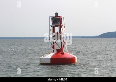 Die Fahrrinne Boje aus der Werft in Little River, N.S. Stockfoto