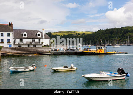 Dartmouth senken Fähre bereit, aussteigen an der Slipanlage auf dem Fluss Dart, Devon. Stockfoto