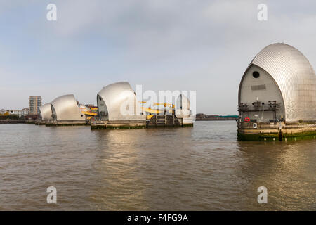 Thames Barrier Hochwasserschutzbarrieren, Hochwasserschutz in der Nähe von Woolwich, Greenwich, London, England, Großbritannien Stockfoto