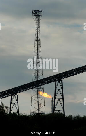 Port Talbot, Wales, UK. 16. Oktober 2015. Jobs bei einer Reihe von TATA Steel Pflanzen erwartet als der Zustrom von billigen Stahl verloren und hohe Energiepreise machen britische Stahlwerke nicht wettbewerbsfähig. Es wird erwartet, dass TATA in Port Talbot, South Wales, nicht beeinträchtigt wird. Bildnachweis: roger tiley/Alamy Live-Nachrichten Stockfoto