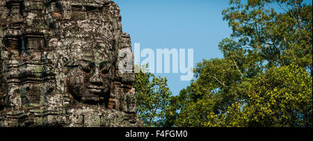 Eingepresste Kopf in Stein Bayon Tempel angkor Stockfoto