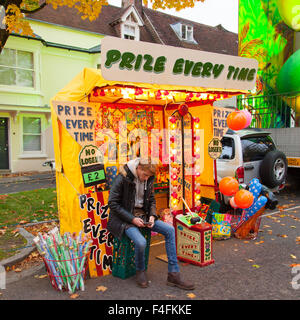 Traditionelle Oktober Michaeli fair auf der Broad Street in der Marktstadt von Alresford Hampshire, Vereinigtes Königreich. Stockfoto