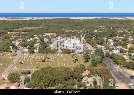 Provincetown, Massachusetts, Cape Cod Blick auf die Stadt und Strand und Meer Blick von oben. Stockfoto