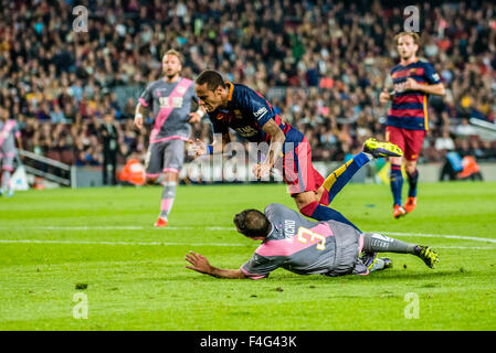 Barcelona, Spanien. 17. Oktober 2015. FC Barcelona nach vorne NEYMAR ist während der League-Spiel zwischen FC Barcelona und Rayo Vallecano im Camp Nou Stadion in Barcelona Kredit gefordert: Matthi/Alamy Live-Nachrichten Stockfoto