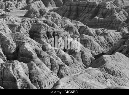 Badlands-Landschaft, geformt durch Ablagerung und Erosion durch Wind und Wasser, enthält einige der reichsten fossilen Betten in der Welt Stockfoto