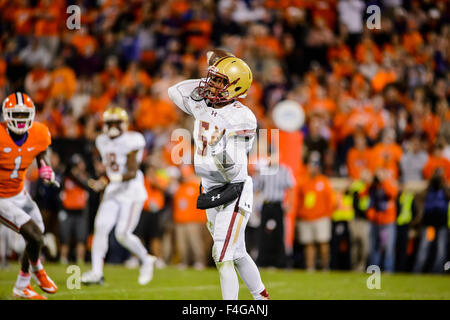 Boston College Eagles-quarterback Jeff Smith (5) während der NCAA Football-Spiel zwischen Boston College und Clemson im Death Valley in Clemson, SC. David Bräutigam/CSM Stockfoto