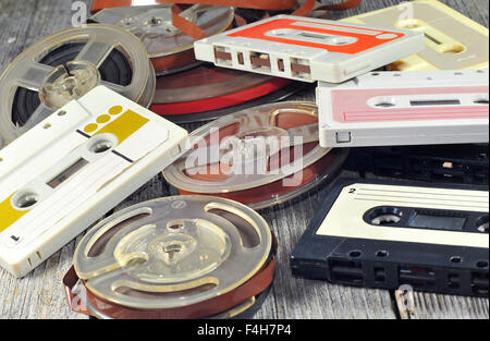 Alte Musik-Kassetten und Bänder Stockfoto