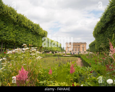 Das Petit Trianon Gebäude und Garten Stockfoto